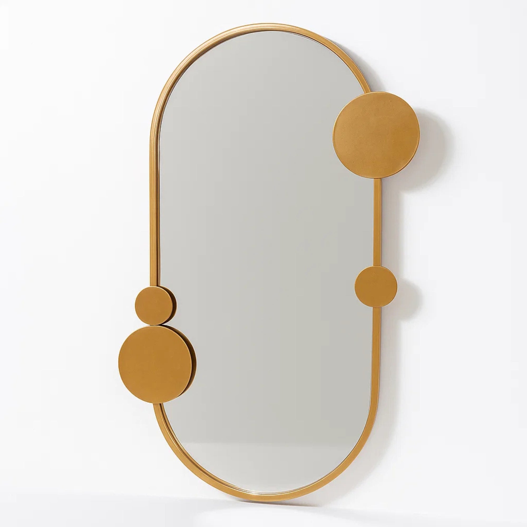 Lustro ścienne SAANA z geometrycznymi zdobieniami, 46 x 76 cm