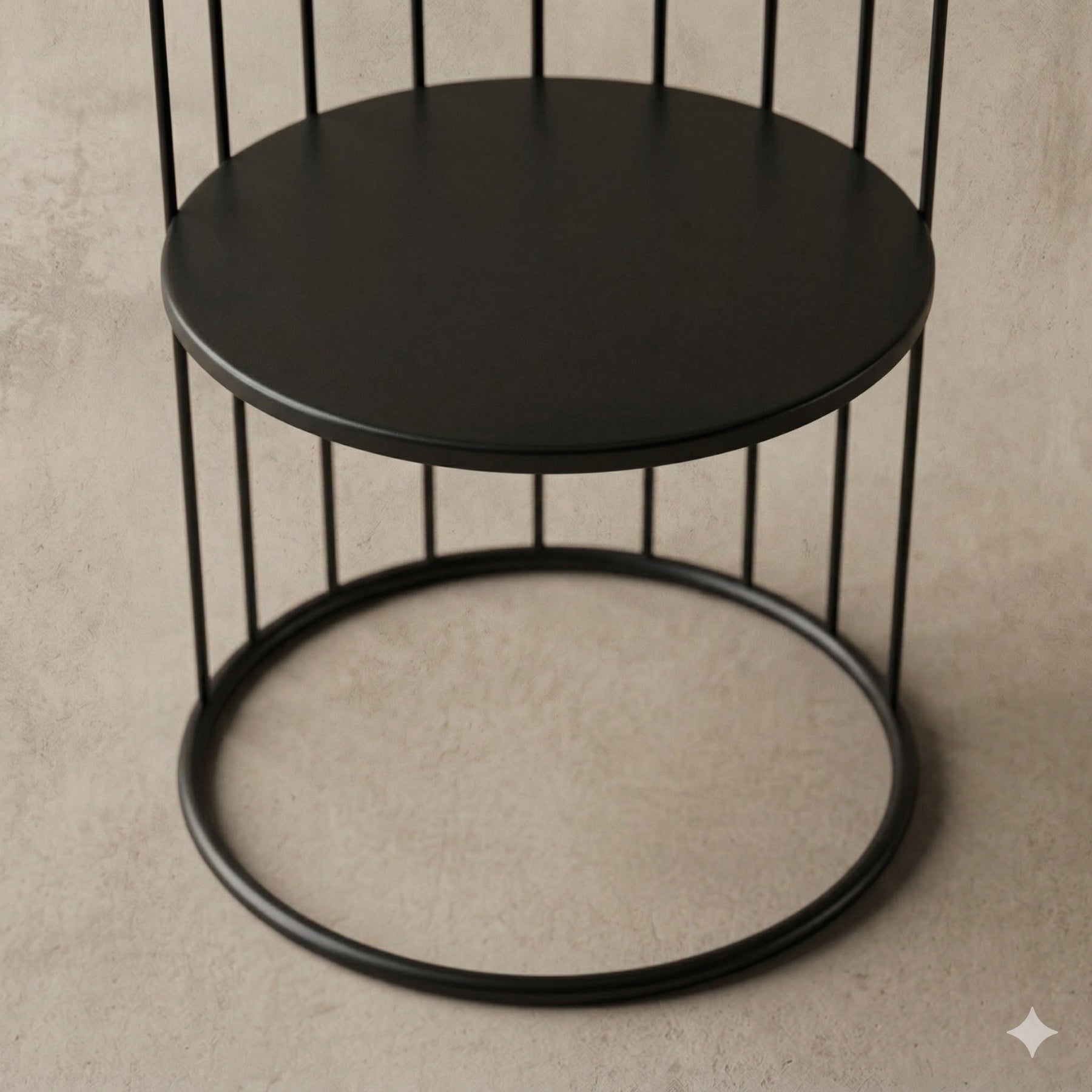 Okrągły stolik kawowy z metalu, z półką RODA, 52 cm